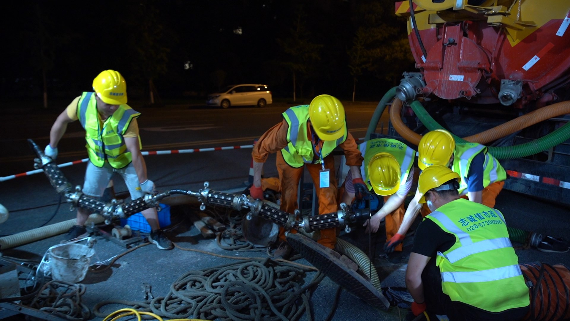 贵南紫外光固化修复